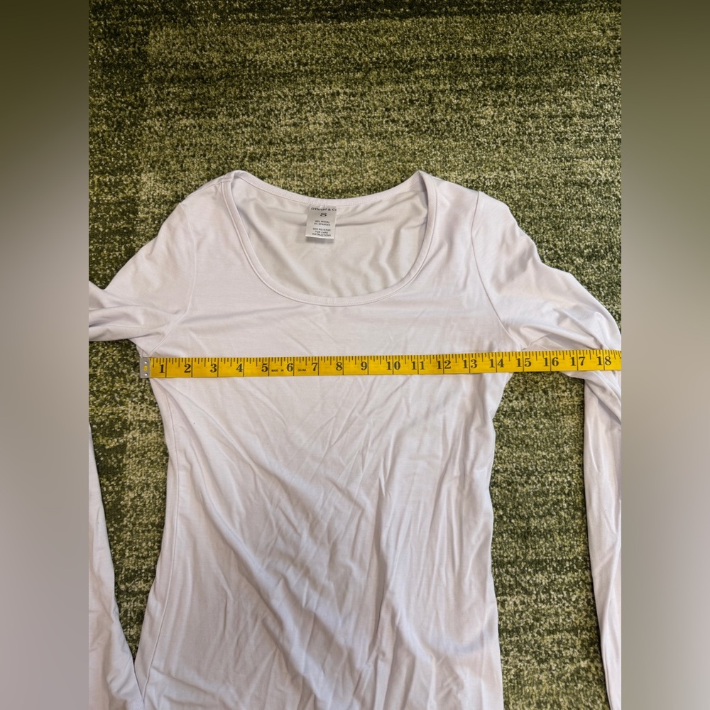 O thread white long sleeve tee - Picture 3 of 5